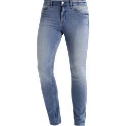Cheap Monday TIGHT Jeans Skinny Fit strong blue. Niebieskie rurki męskie marki Cheap Monday. W wyprzedaży za 167,20 zł.