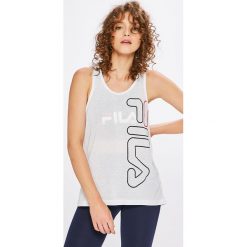 Fila - Top. Białe topy damskie marki Fila, s, z nadrukiem, z poliesteru, z okrągłym kołnierzem. W wyprzedaży za 99,90 zł.
