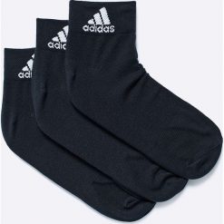 Adidas Originals - Stopki (3-Pack). Czarne skarpetki męskie marki adidas Originals, bez wzorów, z elastanu. Za 45,90 zł.