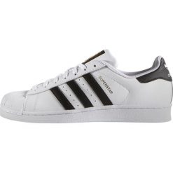 MĘSKIE BUTY ADIDAS SUPERSTAR FOUNDATION (40 2/3). Buty sportowe męskie Adidas, ze skóry, bez zapięcia, do koszykówki, adidas superstar. W wyprzedaży za 269,99 zł.