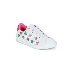 Buty Dziecko Skechers OMNE. Białe trampki dziewczęce Skechers, bez wzorów, bez zapięcia. Za 199,00 zł.