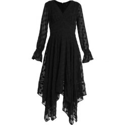 Forever New HANKY HEM DOBBY DRESS Długa sukienka black. Czarne sukienki damskie marki Forever New, bez wzorów, z poliesteru, bez kołnierzyka, z długim rękawem, długie, maxi. Za 409,00 zł.
