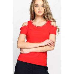 Czerwony T-shirt Lovely Gaps. Czerwone t-shirty damskie marki Born2be, s, z okrągłym kołnierzem. Za 64,99 zł.