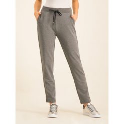 Spodnie dresowe Liu Jo Sport T69050 F0576. Zielone spodnie damskie Liu Jo Sport, xs, z elastanu. W wyprzedaży za 179,00 zł.