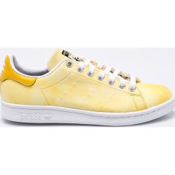 Adidas Originals - Buty Pharrell Williams Hu Holi Stan Smith. Żółte buty sportowe męskie marki adidas Originals, ze skóry, na sznurówki. W wyprzedaży za 249,90 zł.