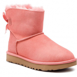 Buty UGG - W Mini Bailey Bow II 1016501 W/Lnt. Różowe kozaki damskie marki Ugg, na zimę, ze skóry, bez obcasa, bez zapięcia. W wyprzedaży za 549,00 zł.