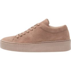 Trampki damskie slip on: Vero Moda VMSTELLA Tenisówki i Trampki silver
