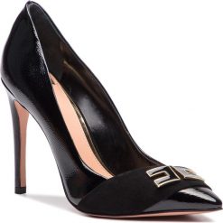 Szpilki ELISABETTA FRANCHI - SA-01F-91E2-V390 Nero 110. Czarne półbuty damskie marki Elisabetta Franchi, bez wzorów, ze skóry, eleganckie, bez obcasa, na obcasie, bez zapięcia. Za 1999,00 zł.