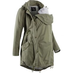 Parka ciążowa z wstawką niemowlęcą na nosidełko i podszewką z dżerseju bonprix oliwkowy. Zielone płaszcze damskie bonprix, na wiosnę, s, bez wzorów, z dżerseju, bez kaptura. Za 239,99 zł.