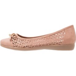 Baleriny damskie lakierowane: Evans WIDE FIT RAVEN Baleriny pink