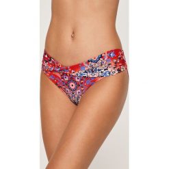 Seafolly - Figi kąpielowe Free Spirit. Czerwone stroje kąpielowe damskie Seafolly, z elastanu. W wyprzedaży za 159,90 zł.