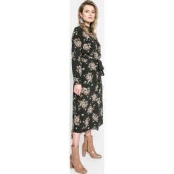 Sukienki hiszpanki: Kiss my dress – Sukienka