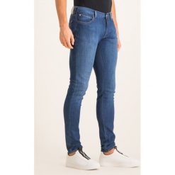 Jeansy Extra Slim Fit Emporio Armani 6G1J10 1D7EZ 0942. Niebieskie jeansy męskie Emporio Armani, m, bez wzorów. W wyprzedaży za 459,00 zł.