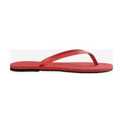Havaianas You Met Japonki Czerwony. Czerwone klapki damskie Havaianas, w paski, z materiału, bez obcasa. Za 137,95 zł.