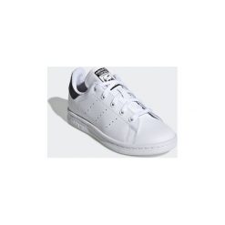 Buty Dziecko adidas STAN SMITH C. Białe trampki chłopięce Adidas, bez wzorów, bez zapięcia. Za 229,00 zł.