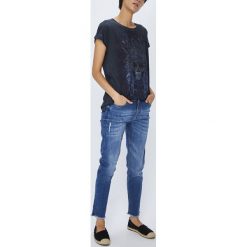 Medicine - Jeansy Rustic Indigo. Niebieskie boyfriendy damskie MEDICINE. W wyprzedaży za 79,90 zł.