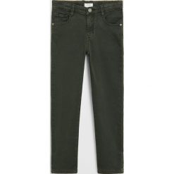 Mango Kids - Jeansy dziecięce Peru 110-164 cm. Niebieskie spodnie chłopięce Mango Kids, bez wzorów, z elastanu. Za 69,99 zł.
