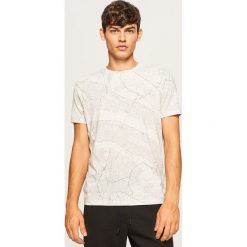 T-shirt z nadrukiem mapy - Kremowy. Białe t-shirty męskie z nadrukiem Reserved, l. Za 49,99 zł.