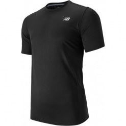 New Balance MT53061BK. Czarne t-shirty męskie marki New Balance, m, z materiału, do biegania. Za 99,99 zł.