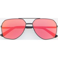 Okulary przeciwsłoneczne - Fioletowy. Fioletowe okulary przeciwsłoneczne damskie Reserved. Za 49,99 zł.