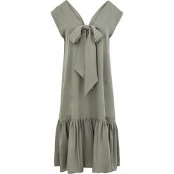 Sukienki hiszpanki: Sukienka w kolorze khaki