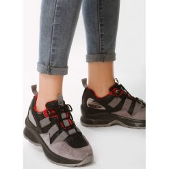 Czarne Sneakersy Stubbornness. Czarne sneakersy damskie Born2be, z materiału. Za 89,99 zł.