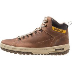 Caterpillar APA Sneakersy wysokie dark beige. Brązowe sneakersy męskie Caterpillar, bez zapięcia. Za 549,00 zł.