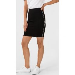 Calvin Klein Milano Spódnica Czarny. Czarne spódniczki damskie Calvin Klein, l, bez wzorów, z elastanu. Za 342,95 zł.