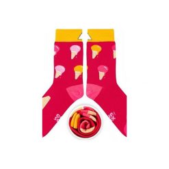 PRZEŁAM LODY A. Czerwone skarpetki chłopięce Cup of sox, bez wzorów. Za 16,80 zł.