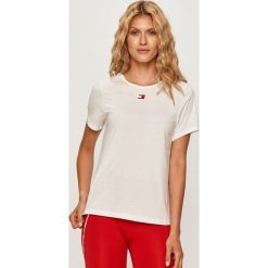 Tommy Sport - T-shirt. Niebieskie topy damskie Tommy Sport, s, z aplikacjami, z bawełny, z krótkim rękawem. Za 199,90 zł.