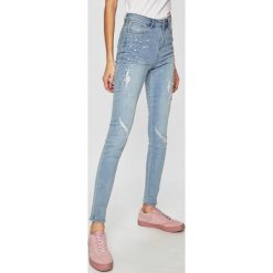Medicine - Jeansy Take Daily. Niebieskie jeansy damskie marki MEDICINE, bez wzorów, z elastanu. Za 99,90 zł.