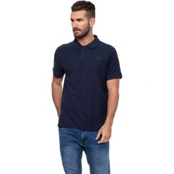 Koszulka polo w kolorze ciemnoniebieskim. Koszulki męskie Lonsdale, Kangol. W wyprzedaży za 59,95 zł.