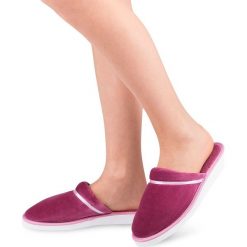 Kapcie damskie Natural Style NS-020 Różowe. Różowe kapcie damskie NATURAL STYLE, z bawełny. Za 26,00 zł.
