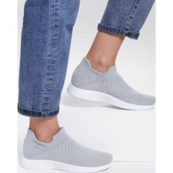 Szare Buty Sportowe Repertoire. Szare buty sportowe damskie Inny, bez wzorów, sportowe. Za 69,99 zł.