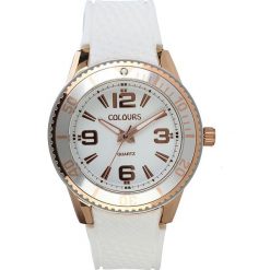 Zegarek kwarcowy w kolorze biało-różowozłotym. Białe, analogowe zegarki damskie Metropolitan, Smithfield, Crystal Deluxe & Co., ze stali. W wyprzedaży za 56,95 zł.