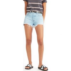 Levi's 501® Szorty Niebieski. Niebieskie szorty damskie Levi's®, s, bez wzorów, z bawełny. Za 240,95 zł.