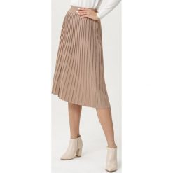 Beżowa Spódnica Moulden. Brązowe spódniczki damskie Born2be, s, z dzianiny, eleganckie, midi, koszulowe. Za 109,99 zł.