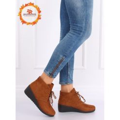 Botki sznurowane na koturnie camel E3265 CAMEL. Brązowe koturny damskie obuwie damskie, bez obcasa, na koturnie, na sznurówki. Za 92,96 zł.