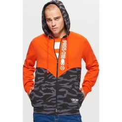 Zapinana bluza z kapturem kolekcja PROGRESS - Pomarańczowy. Brązowe bluzy męskie rozpinane Cropp, l, z kapturem. Za 139,99 zł.