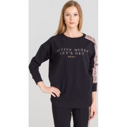 BLUZA DEHA. Czarne bluzy damskie Deha, s, z nadrukiem, z bawełny, bez rękawów, długie, bez kaptura. Za 220,00 zł.