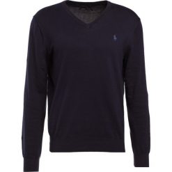 Polo Ralph Lauren Sweter hunter navy. Niebieskie swetry klasyczne męskie marki Polo Ralph Lauren, m, z bawełny, polo. W wyprzedaży za 441,75 zł.