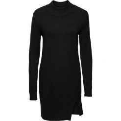 Długi sweter z rozcięciami bonprix czarny. Czarne swetry damskie marki bonprix, bez wzorów, z długim rękawem, długie, bez kaptura. Za 89,99 zł.