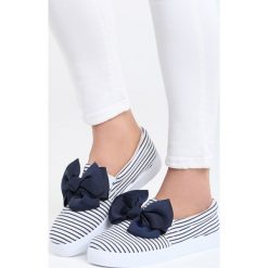 Białe Slip On Drama Queen. Białe trampki i tenisówki damskie Born2be, bez wzorów, bez zapięcia. Za 59,99 zł.