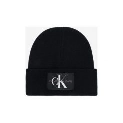 Calvin Klein Czapka Czarny. Czarne czapki damskie Calvin Klein, bez wzorów, z wiskozy. Za 188,95 zł.