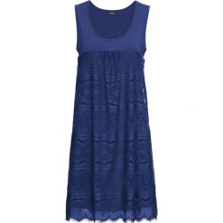 Sukienka shirtowa bonprix kobaltowy. Niebieskie sukienki damskie bonprix, w koronkowe wzory, z koronki, bez kołnierzyka, bez rękawów. Za 109,99 zł.