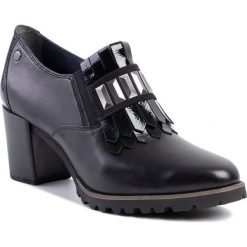 Półbuty TAMARIS - 1-24410-23 Black 001. Czarne półbuty damskie Tamaris, bez wzorów, ze skóry ekologicznej, eleganckie, bez obcasa, na obcasie, bez zapięcia. Za 279,00 zł.