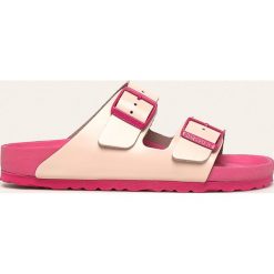 Birkenstock - Klapki skórzane Arizona EXQ. Różowe klapki damskie Birkenstock, bez wzorów, ze skóry, bez obcasa, na obcasie. W wyprzedaży za 599,90 zł.