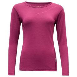 Devold Koszulka Damska Breeze Woman Shirt Cayenne M. Czerwone koszulki damskie termoaktywne marki Devold, m, z wełny, z długim rękawem, outdoorowe. Za 285,00 zł.