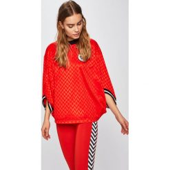 Hummel - Bluza. Czerwone bluzy damskie Hummel, s, z nadrukiem, z poliesteru, bez rękawów, bez kaptura. W wyprzedaży za 179,90 zł.