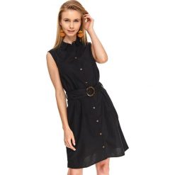 Sukienka midi z kołnierzykiem. Czarne sukienki damskie Top Secret, na co dzień, na lato, w paski, eleganckie, z okrągłym kołnierzem, bez rękawów, midi. W wyprzedaży za 79,99 zł.